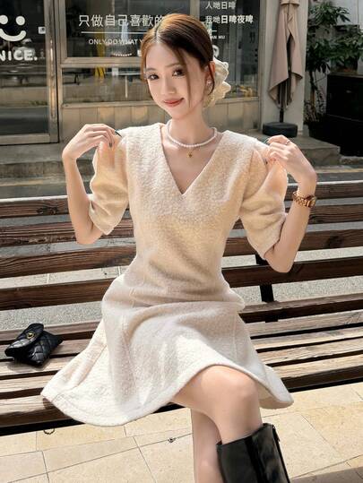 Women's V-Neck Puff Sleeve Cute Korean Style Mini Dress