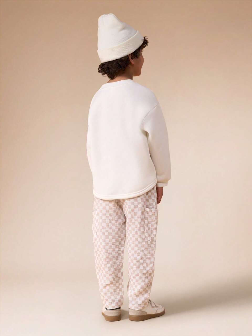 Conjunto de sudadera y jogger a cuadros