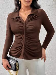 SHEIN Privé Plus Size Women's Casual/Office Commute Simple Solid Color Pleated Fitted Collared Long Sleeve T-Shirt, Spring/Autumn - Chocolate Brown - View 3
