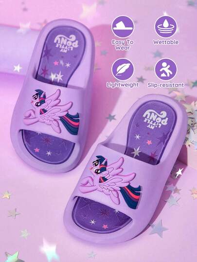 My Little Pony X SHEIN 可爱卡通暮光闪闪女孩紫色儿童拖鞋，适合幼儿和儿童，防滑速干，轻便耐用的EVA材质，室内外皆宜，浴室、游乐场、游泳池、海滩等场所均可穿着，独角兽图案，送礼佳品