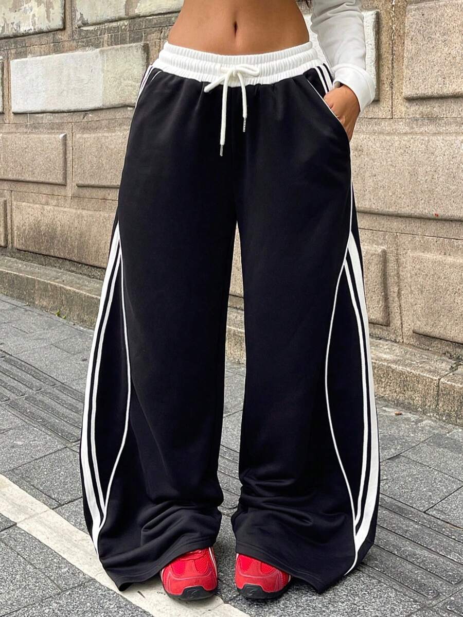 Coolane 男女夏季锐舞节街头休闲运动裤，撞色条纹纹理装饰，弹性腰带，深蓝色和黄色阔腿运动裤 - 黑與白 - 查看 1
