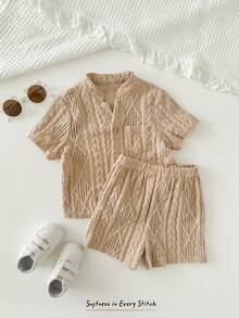 Cozy Pixies 2件套男婴度假风提花面料装饰翻领短袖开衫衬衫和松紧腰短裤套装 - 杏色 - 查看 4