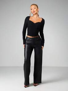 MISSGUIDED Lace Trim Long Sleeve Square Neck Textured Crop Top With Fitted Silhouette And Bust Detail For Fall Winter Casual Layering - Black - View 3