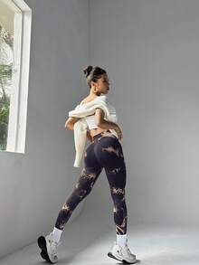 SHEIN Sports 扎染无缝高弹力运动紧身裤 运动工作室高腰无缝修身女士紧身裤 - 弹性柔软透气四向弹力紧身裤，适合跑步、骑行、瑜伽、匹克球等运动休闲穿着 - 彩色 - 查看 3