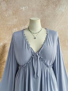 Soleia 大码女式V领蝴蝶结前开衩荷叶边宽松纹理休闲T恤，绿色，返校季可爱午餐休闲风 - 藍色 - 查看 7