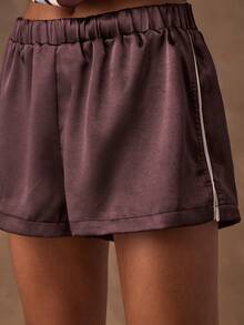 SHEIN BAE Quần short nữ màu nâu đậm xếp ly, ống rộng, chất liệu satin phối màu, thích hợp cho kỳ nghỉ hè, hoạt động ngoài trời, mùa thu đông, đi chơi, mặc thường ngày. Thích hợp cho năm mới. - Màu Tím - Xem 1