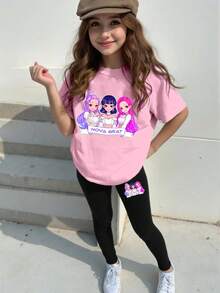 SHEIN Sparklyn 少女休闲时尚创意个性清新简约女孩团体肖像字母标语印花宽松短袖T恤和打底裤两件套，舒适温暖的秋季款式，适合秋季穿着。 - 彩色 - 查看 1