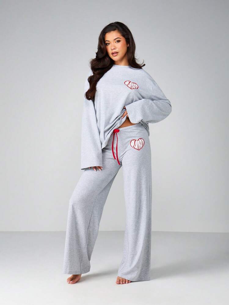 Missguided x Playboy Women's Heart Print Pajama Set Long Sleeve Sweatshirt And Wide Leg Joggers Co-Ord Lounge Wear Sleepwear Valentine's Day Cute Cozy Comfort Set