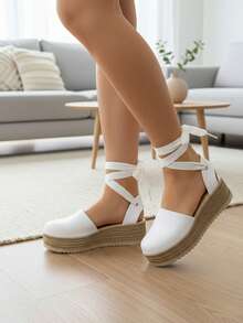 Alpargatas de plataforma con cintas al tobillo - Disponible en rosa, rojo y blanco - Blanco - Ver 2