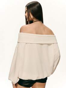 INAWLY Blusa casual suelta con estampado de bloques de color, hombros descubiertos y textura de tejido de punto - Blanco - Ver 2
