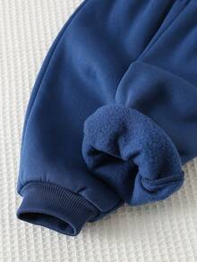 Cozy Pixies مجموعة بلوزة طويلة الأكمام بياقة طاقم وبنطال خصر مطاطي لطفل صبي، لون متباين محبوك ناعم، بطانة حرارية سميكة للشتاء، بلوزة دب، بلوزة مخططة - الأزرق - مشاهدة 7