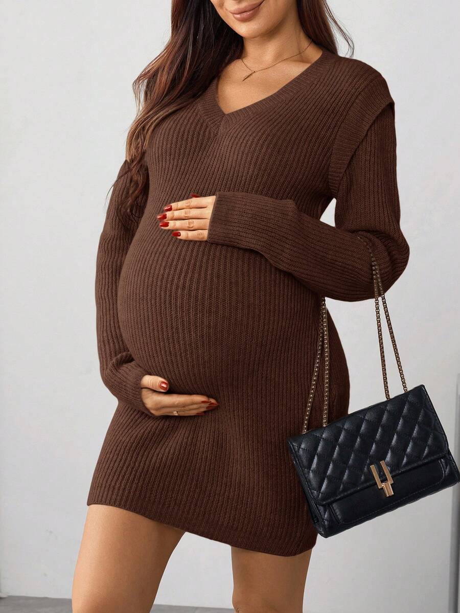 SHEIN 孕妇休闲日常通勤简约纯色V领修身罗纹针织毛衣连衣裙,秋冬款 - 咖啡棕 - 查看 1