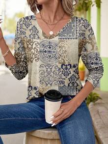 EMERY ROSE 女士休闲优雅V领长袖T恤，复古拼接图案，适合秋冬季穿着 - 彩色 - 查看 4