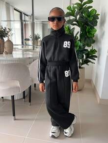 SHEIN 两件套少女秋冬套装，抓绒印花字母刺绣卫衣和裤子，适合室内外穿着。 - 深灰色 - 查看 4