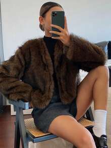 DAZY 女士V领仿皮草外套，修身显瘦，尽显Y2K风尚 - 棕色 - 查看 7