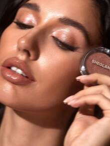 SHEGLAM Enigma Sparkly Eyeshadow-Treasure Shiny Eyeshadow Powder Gradient Multi-Tone High Shine Finish Non-Greasy Non-Fading Glitter Shimmer Eyeshadow Brand Beauty Makeup Face Paint Cosmetic For Women Girls Perfect For Winter Ideal For Y2K Fancy Fashion Suitable For Birthday Christmas Gift Party Ready Best Color - Multicolor - View 6