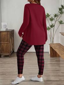 EMERY ROSE 2pcs Plus Size Women Fall/Winter Casual Long Sleeve  Wine Red T-Shirt And Plaid Leggings Set For Winter Clothes,Autumn/Winter,Going Out Outfits,2025 New Clothes,Simple And Fashionable For Everyday Wear, Plus Size Winter Clothes, Christmas Outfit For Women ,New Year Clothes,Thanksgiving Outfit For Women , 2 Piece Sets Woman Plus,Two Piece Set Women Comfy, Lounge Wear, Burgundy Women Lounge Set - Red - View 2