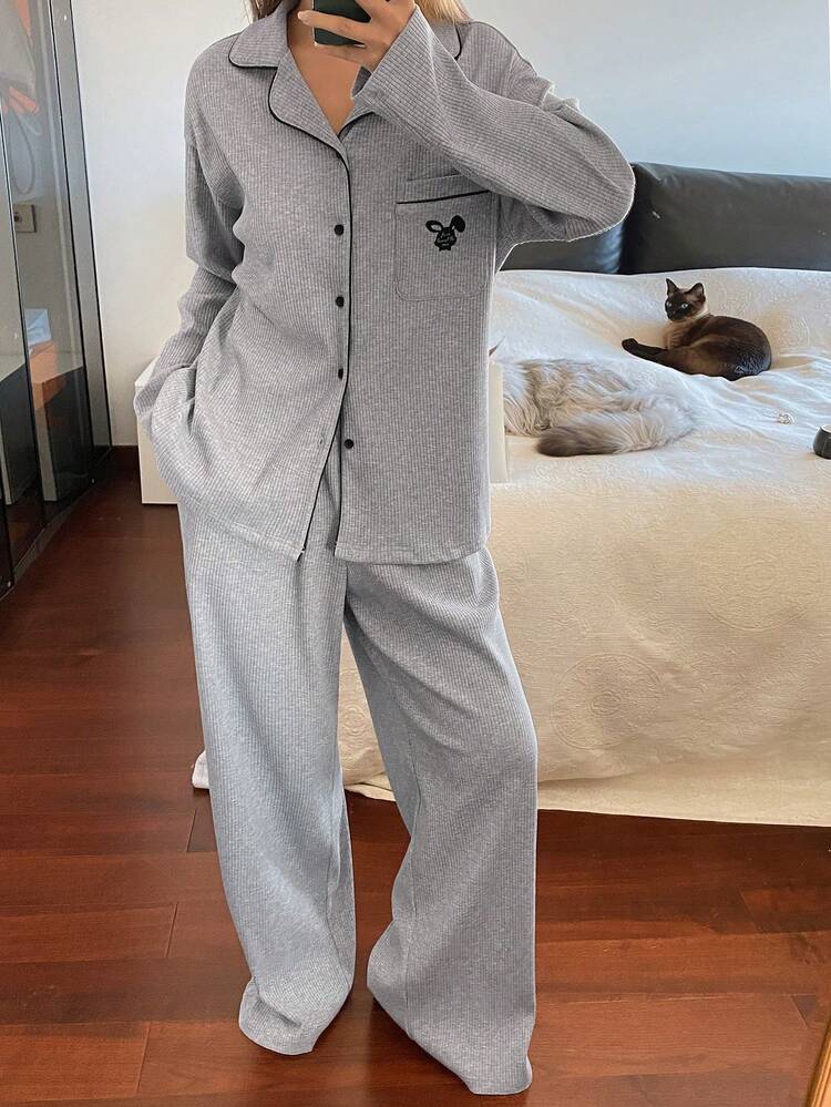 Rabbit Silhouette Print Comfortable Knit Women Pajama Set