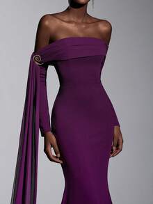 Elitara 优雅的梅紫色雪纺弹力针织露肩长裙，饰有层叠荷叶边，侧边金属装饰纽扣，修身长袖鱼尾裙摆，带拖尾，适合各种正式场合，如婚礼、派对、女士正式晚礼服、情人节等。 - 深紫色 - 查看 2