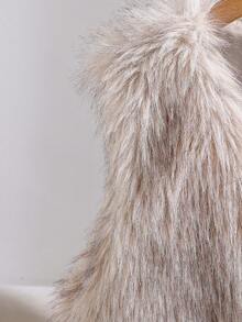 Sparklyn 1pc Tween Girls Sleeveless Short Faux Fur Vest, Elegant & Refined, Suitable For Autumn/Winter Outfits - Apricot - View 5