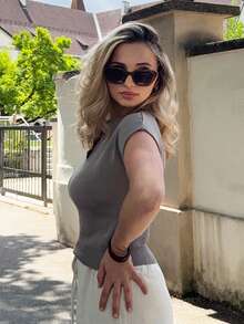 Jeta Ari 1 副基础款铆钉时尚眼镜，适合休闲和度假佩戴 - 橄欖綠 - 查看 3