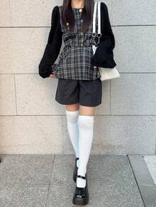 FRIFUL Women's Round Neck Thick Fabric Patchwork Faux Fur Metal Button Decor Ruffle Hem Long Sleeve Pullover T-Shirt - Black - View 2