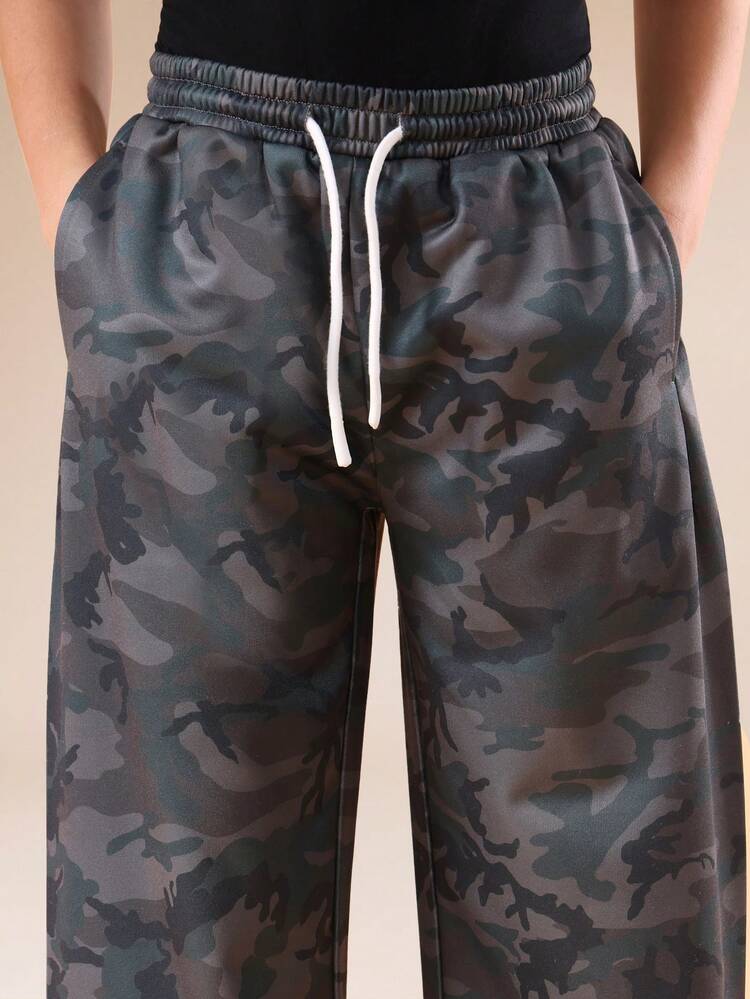 Camouflage Print Joggers With Elastic Waist