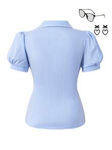 少女蓝白条纹泡泡袖衬衫，复古V领褶皱修身款，适合春夏校园、休闲、约会等场合穿着，泡泡袖设计，复古V领，腰部褶皱修身，时尚百搭，展现青春活力。 - 淺藍色 - 查看 2