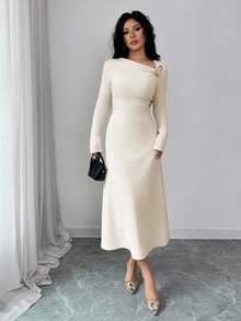 Rafferiza 优雅纯色褶皱领长袖修身休闲杏色连衣裙，时尚优雅，适合秋冬季外出穿着。 - 杏色 - 查看 5