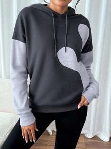 Sudadera con capucha y mangas largas para mujer, con estampado en color contrastante y diseño femenino, ideal para otoño e invierno. - Gris Oscuro - Ver 4