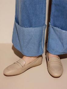 CUCCOO CURVES Women's Casual Commuter Versatile Wide Fit Flat Shoes For Christmas - Apricot - View 7