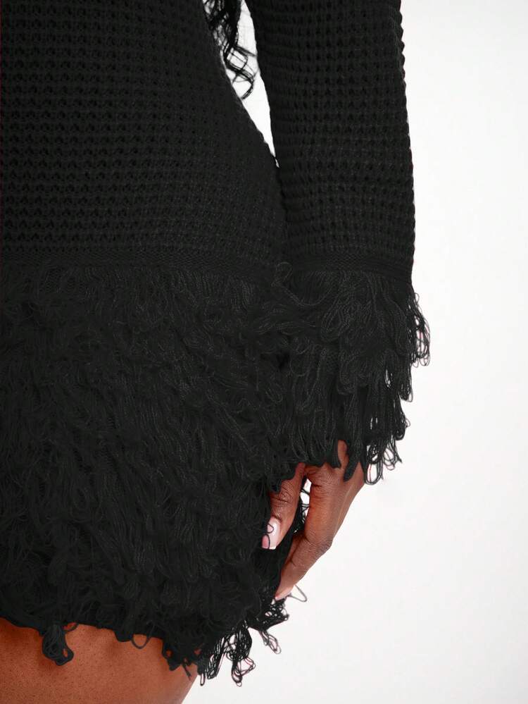 Radiana Vestido de Tricô Curto Preto de Manga Longa com Franjas para Mulheres Plus Size, Outono/Inverno - Preto - Visão 2