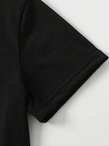 四季皆宜的青少年男童休闲时尚创意个性清新高端简约彩色数码印花67闪电图案字母标语印花宽松百搭短袖T恤，舒适温暖的夏秋款式，适合青少年男童日常休闲穿搭。 - 黑色 - 查看 5