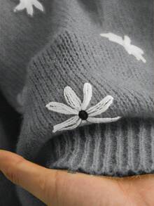 CosyJoli Plus Size Women Floral Embroidery Crew Neck Loose Fit Long Sleeve Sweater Casual - Grey - View 7