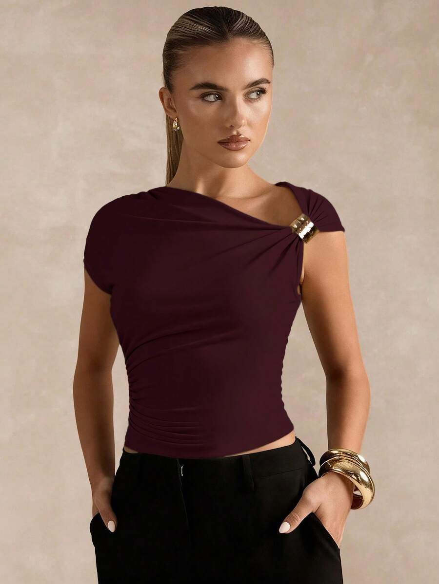 SHEIN BAE Women's Fashion Metal Decor Asymmetric Collar T-Shirt, Suitable For Commuting In Summer Asymmetrical Top - Burgundy - View 1