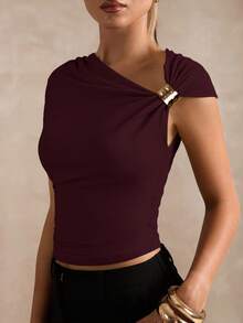 SHEIN BAE Women's Fashion Metal Decor Asymmetric Collar T-Shirt, Suitable For Commuting In Summer Asymmetrical Top - Burgundy - View 5