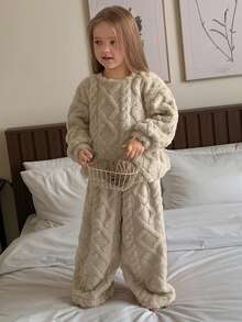 DAZY 女童加厚绒面宽松卫衣裤睡衣套装，冬季款 - 杏色 - 查看 3