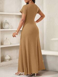 SHEIN Lady 夏季高端小众设计质感面料针织提花长裙女式夏季收腰优雅连衣裙 - 卡其色 - 查看 2