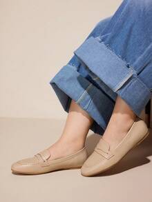 CUCCOO CURVES Women's Casual Commuter Versatile Wide Fit Flat Shoes For Christmas - Apricot - View 5