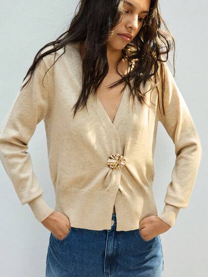 Maija Women's Elegant Deep V-Neck Metal Decor Button Loose Comfortable Raglan Sleeve Basic Minimalist Fashionable Chic Business Casual Blouse, Suitable For Commuting, Office, Teacher Uniform, Summer