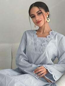 Al Najma Váy Ả Rập dài tay thanh lịch viền vỏ sò màu trơn dành cho nữ - Màu xanh lam - Xem 1