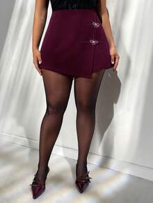 Firerie Celana Pendek Wanita Ukuran Plus Warna Hitam dengan Hiasan Pita Asimetris dan Rhinestone "Love/Lover" - Red Violet - View 5