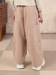 SUMWON 男童罗纹抽绳工装裤，侧边口袋，宽松休闲套穿裤，适合春夏假期穿着 - 卡其色 - 查看 2