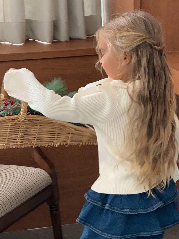 Young Girls Round Neck Bow Knit Sweater, Korean Style Fresh And Cute