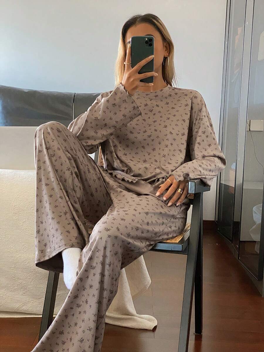 DAZY 碎花宽松舒适女士睡衣套装,冬季服装 - 卡其色 - 查看 1