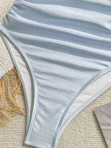 Soleia 大码女式夏季沙滩度假风纯色仿海星装饰褶皱扭结前片连体泳衣