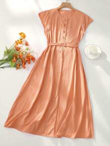 Franclia 纯色简约圆领系腰连衣裙