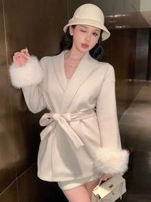 DAZY 女士羊毛大衣，配有毛绒拼布纯色抽绳腰带，适合情人节夹克 - 米色 - 查看 9