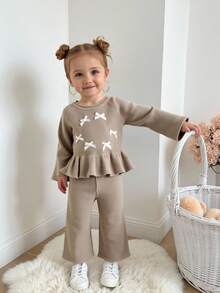 Baby Girl , Casual, Fashionable And Cute Bow Decor Knitted Sweater + Knitted Wide-Leg Pants Two Pieces Set, Soft And Comfortable, Suitable For Daily Scenes, Suitable For Scenes Baby Girl Clothes Baby Girls Summer Set Brown Baby Girl Clothes Ruffle Hem Brown Toddler Outfit Girl Baby Beige Outfit Baby Girls Knit Set Brown Baby Girl Outfit Baby Girls Long Sleeve Top Baby Girl Bell Bottom Pants Baby Girl Clothes Bow Baby Girl Set
