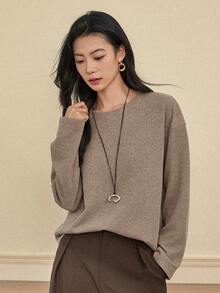 Dazy-Less 女士卡其色圆领基础款长袖T恤，适合秋季、冬季和春季穿着